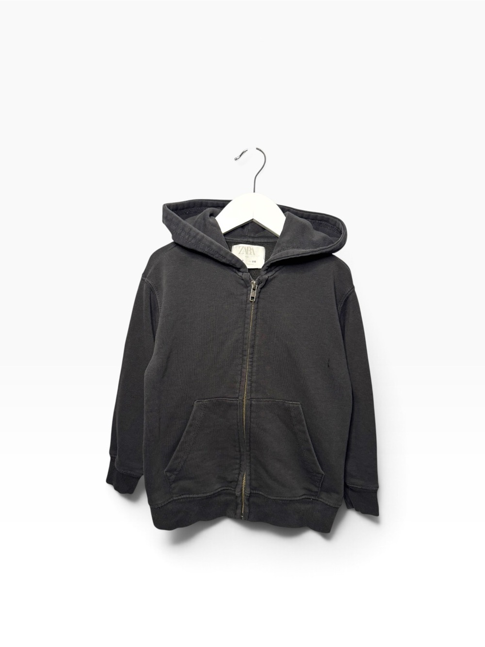 ⭐️ 5/$30 Zara Kids Zip Hoodie size 6